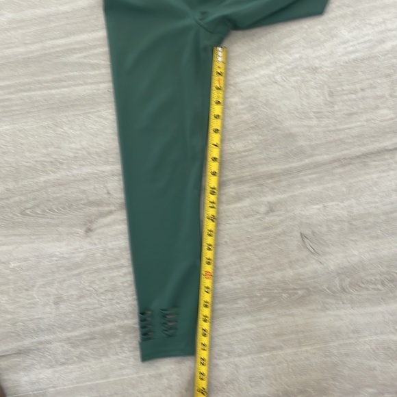 Carbon38 workout pants Never Worn Small - Picture 11 of 14